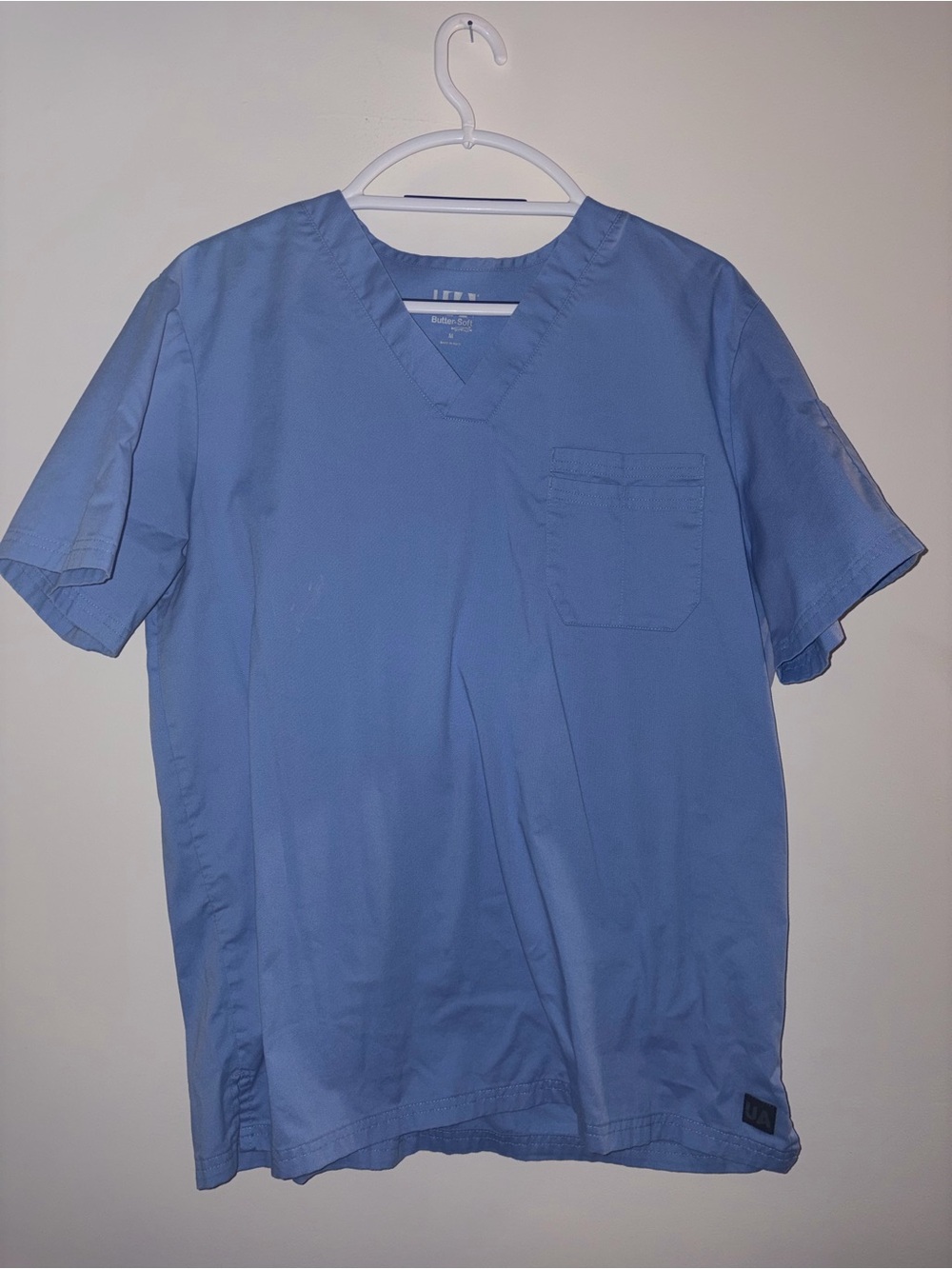 Ceil Blue Men’s Scrub Shirt Size M
